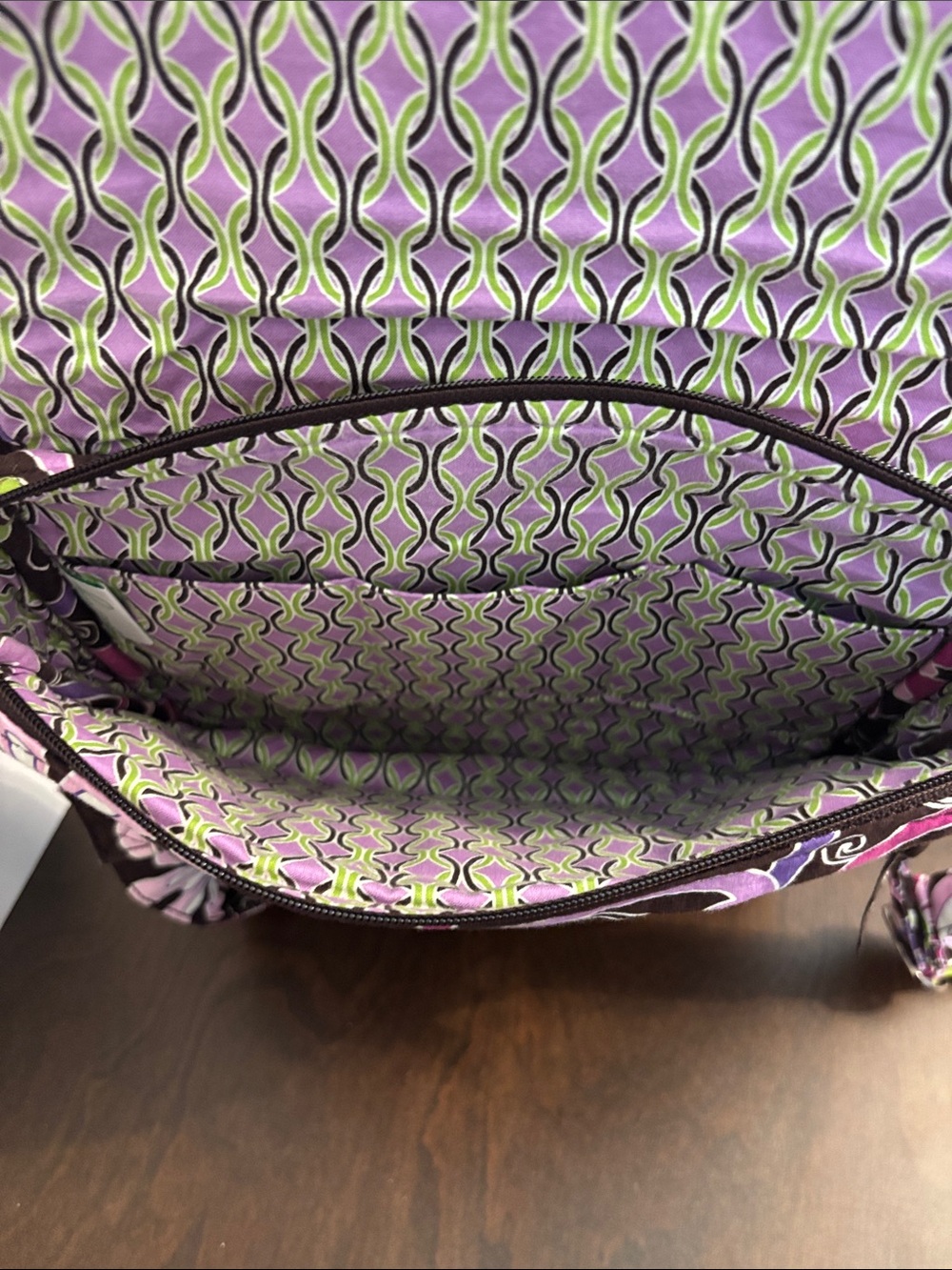 Vera Bradley Quilted Crossbody/mailbag in purple punch print - Picture 5 of 10